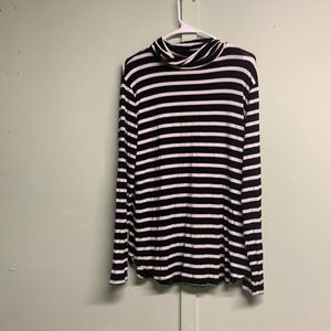 Old Navy Black and White Striped Turtle Neck XL